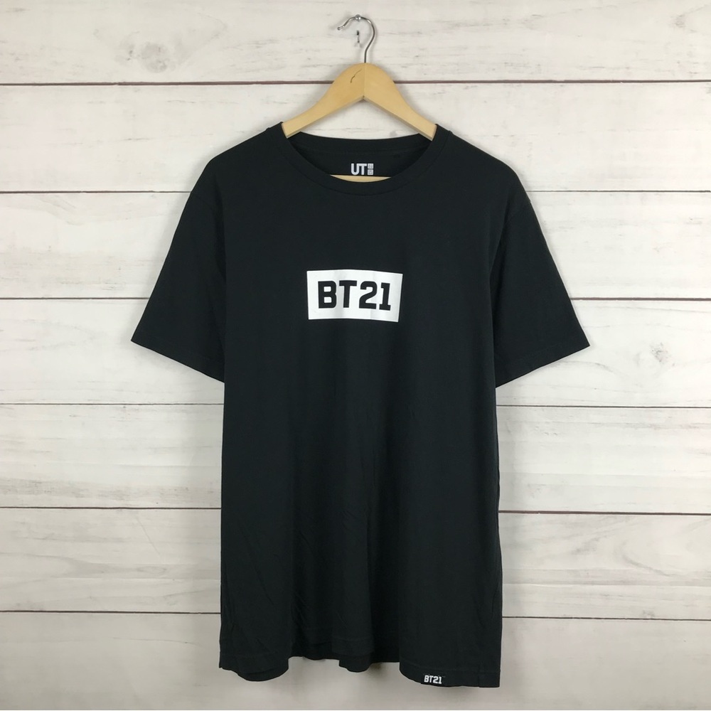 Uniqlo UT BT21 Characters T-Shirt